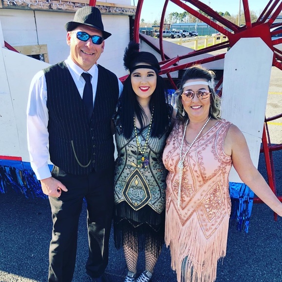 Meet your Posher, Haley - Picture 3 of 7